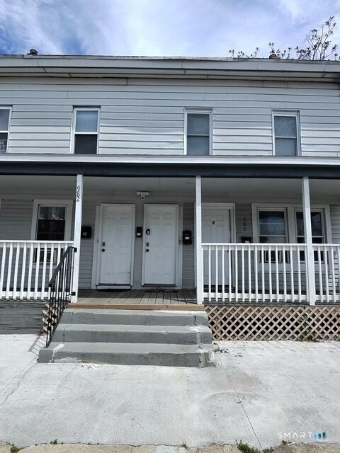 982 Pembroke Street - Photo 12