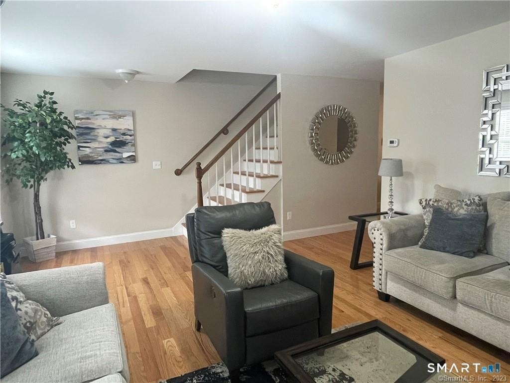 380 King Street - Photo 7