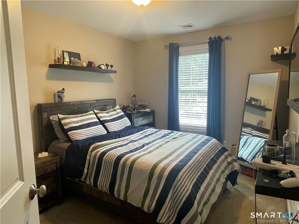 380 King Street - Photo 12