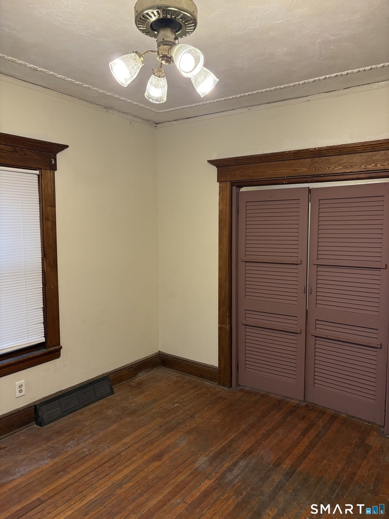 1269 Park Avenue - Photo 2