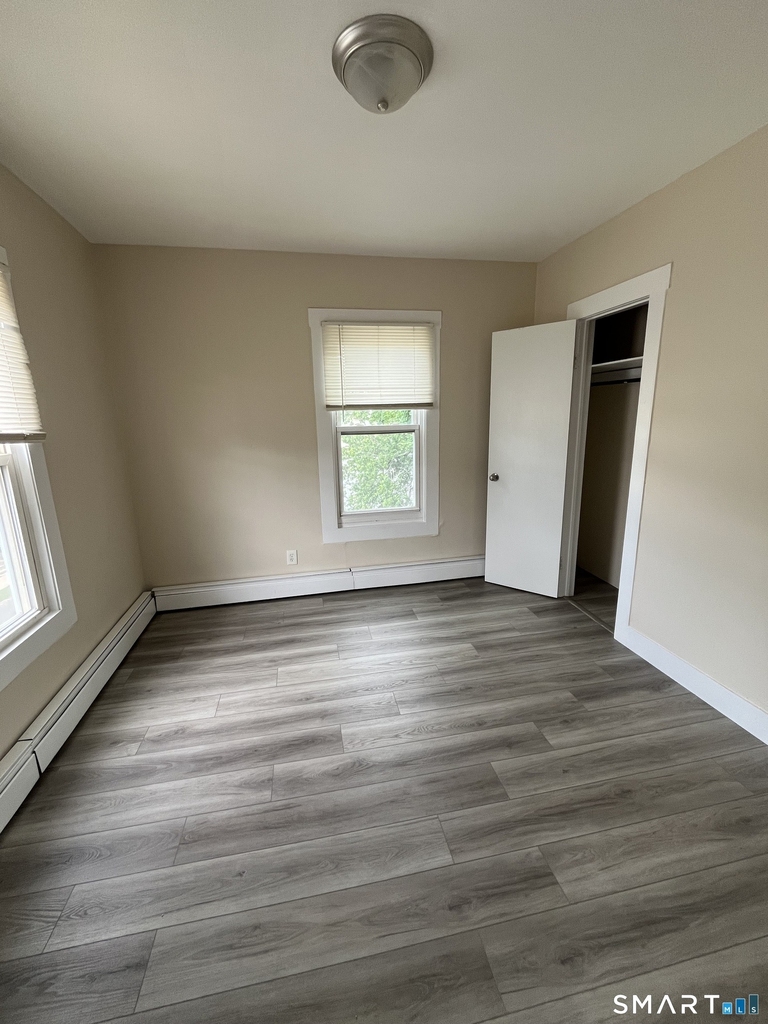 33 Dewey Street - Photo 3