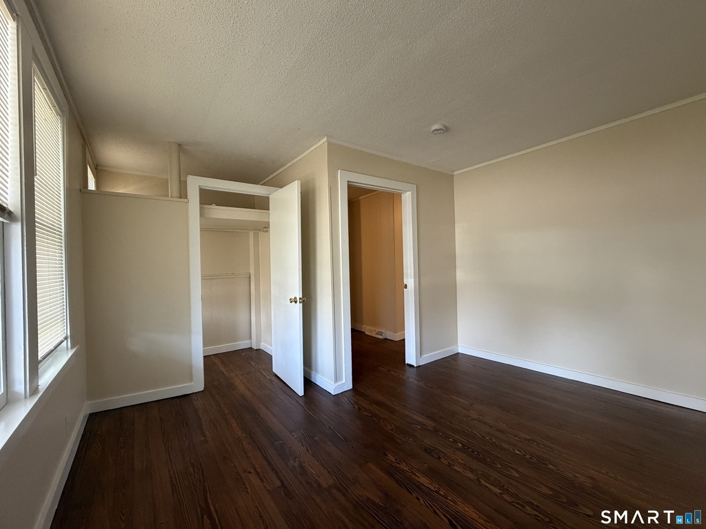 37-41 Jackson Avenue - Photo 3