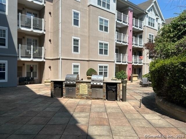 488 Bedford Street - Photo 3