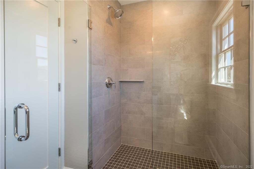 201 Main Street - Photo 12