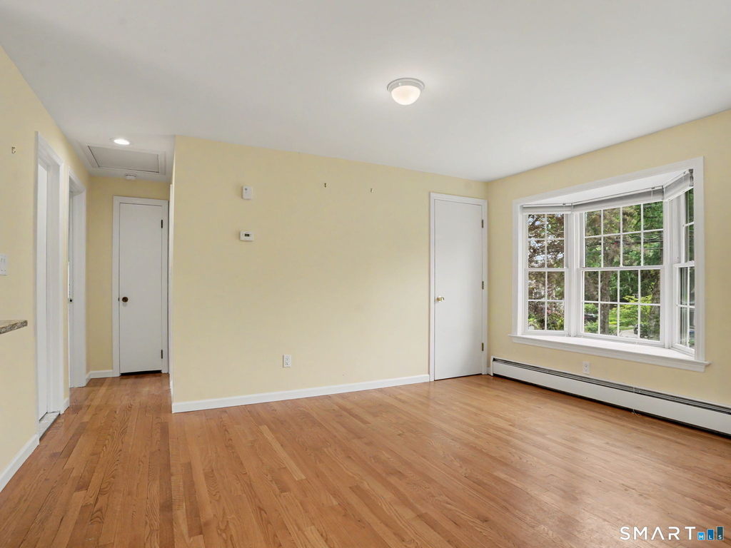 42 County Street - Photo 4