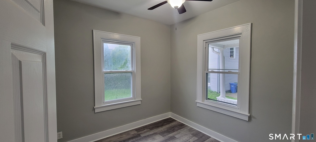 96 Berlin Avenue - Photo 2