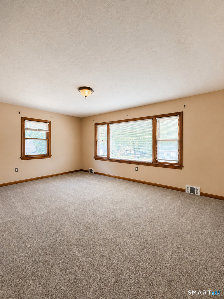 22 Leaf Avenue - Photo 5