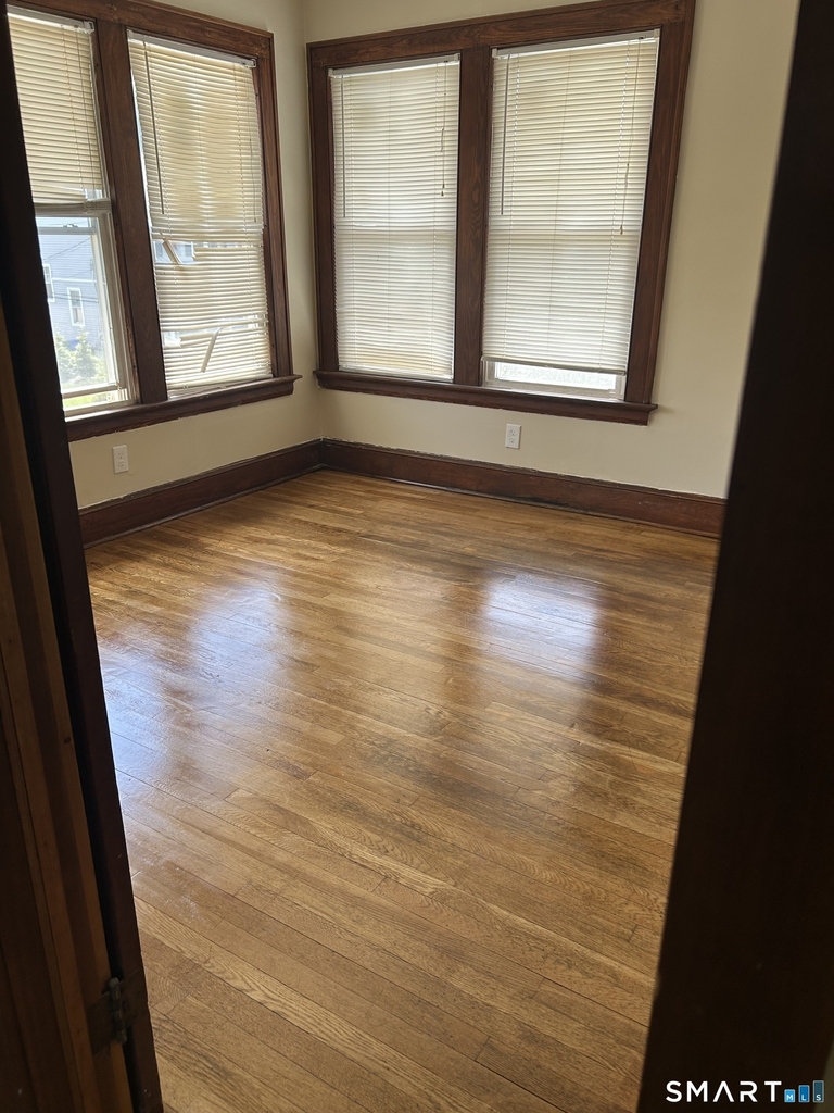 31 Melrose Avenue - Photo 12