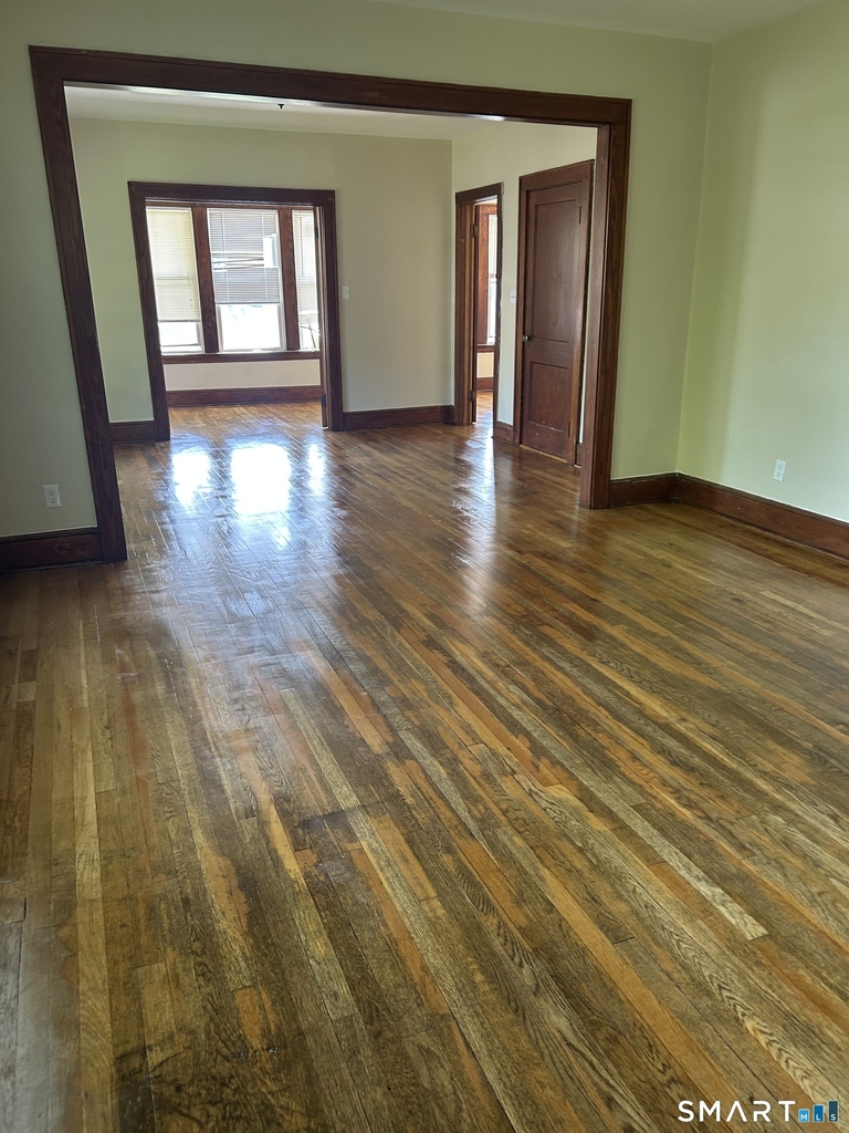 31 Melrose Avenue - Photo 2