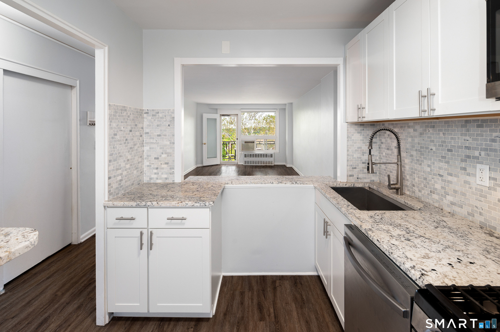 91 Strawberry Hill Avenue - Photo 9