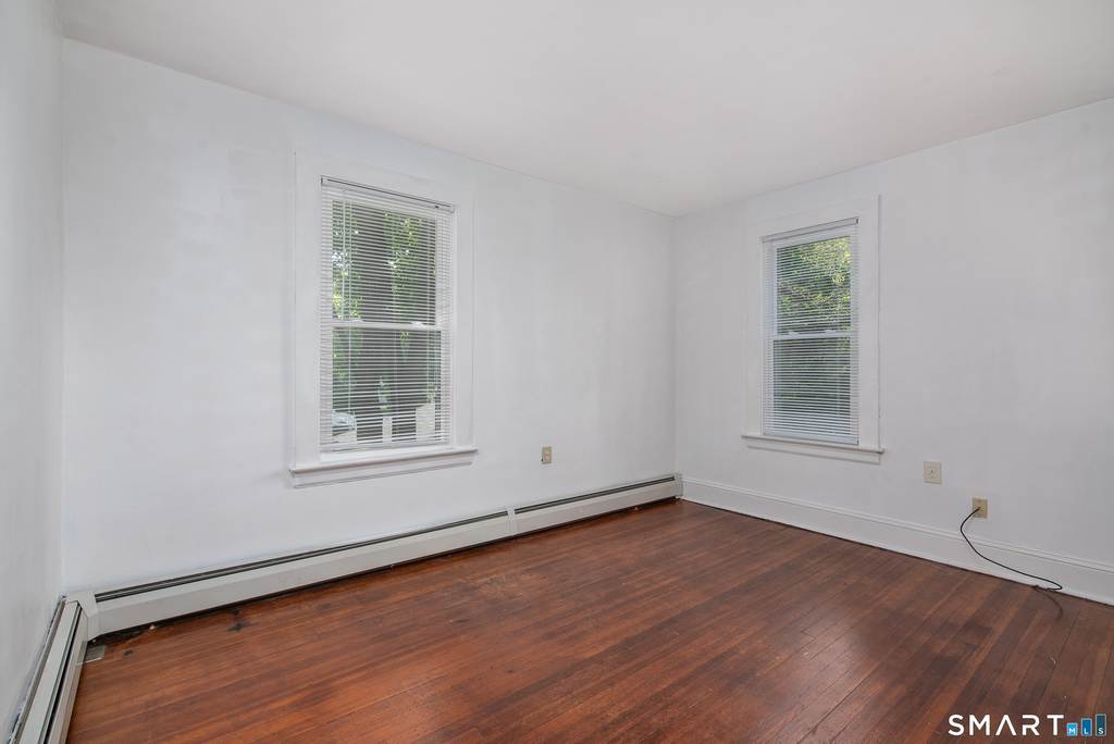 333 Center Street - Photo 8