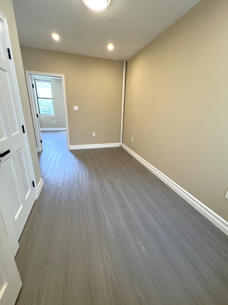 34-35 42nd Street - Photo 8
