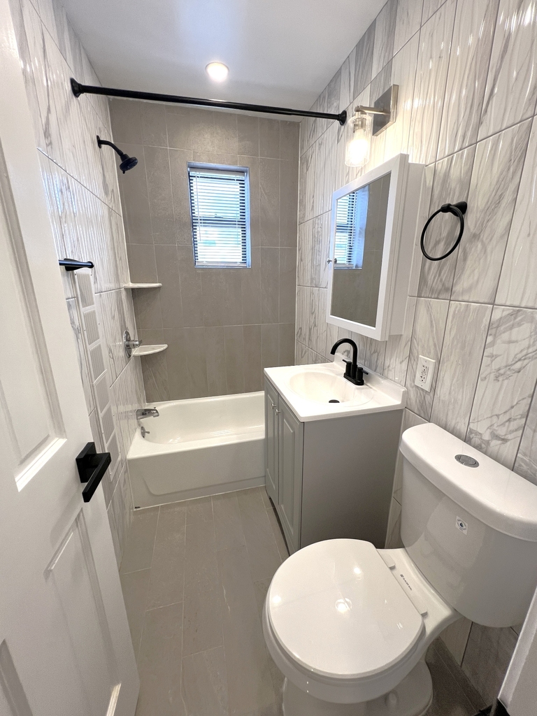 34-35 42nd Street - Photo 12