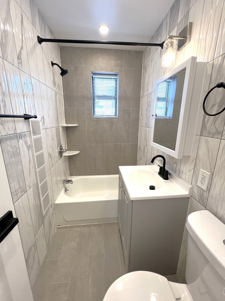 34-35 42nd Street - Photo 11