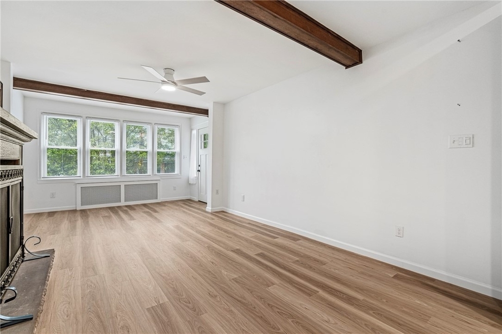 419 Hastings St - Photo 5