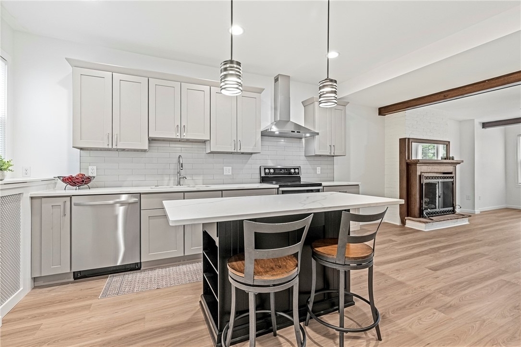 419 Hastings St - Photo 9