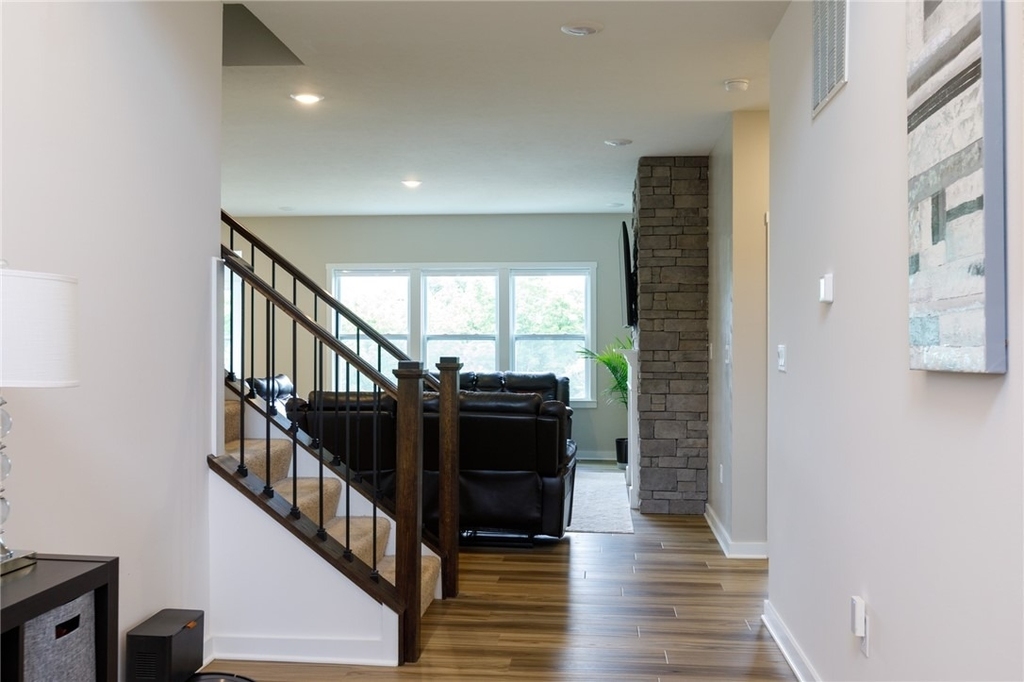 109 Mesa Dr - Photo 10