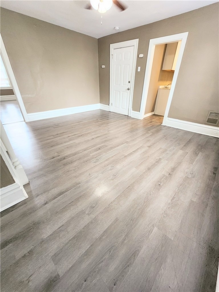 1210 Maple Ave - Photo 0