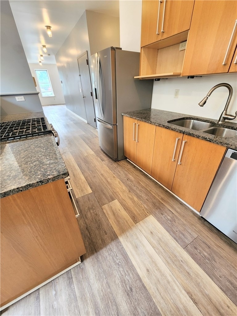5326 Butler St - Photo 4