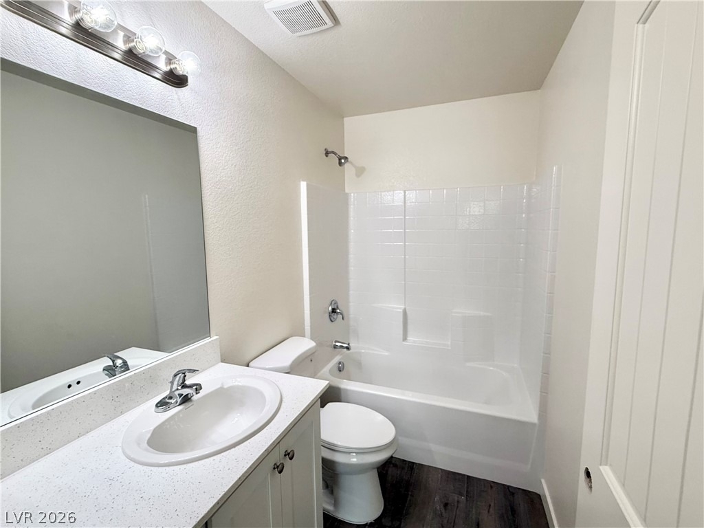 1080 S Potro Avenue - Photo 7