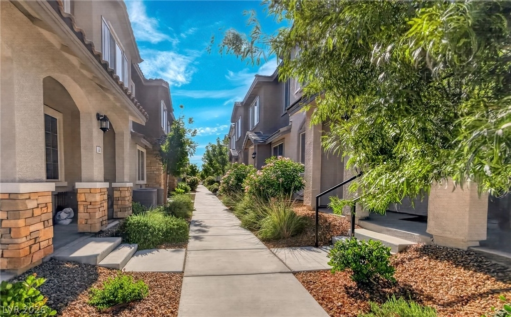 25 Barbara Lane - Photo 1