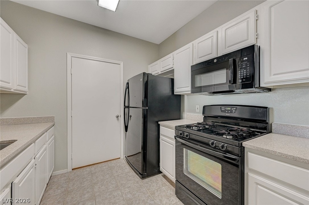 1401 N Michael Way - Photo 9