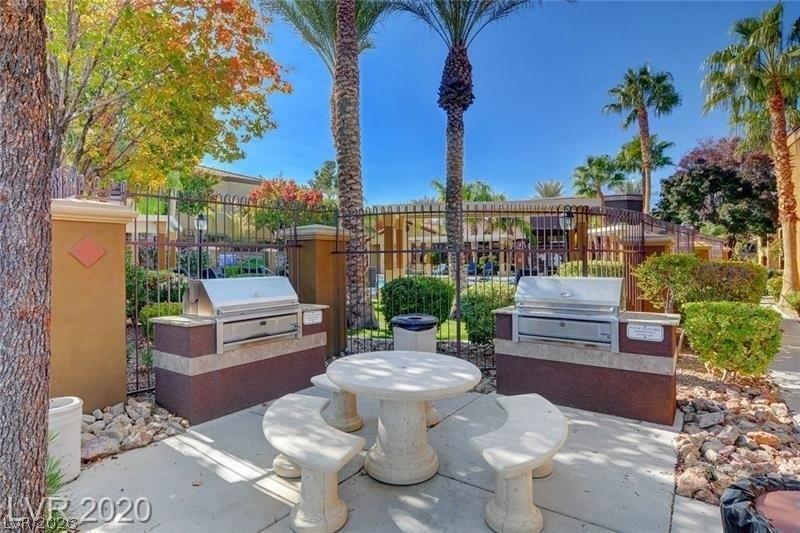 950 Seven Hills Drive - Photo 22