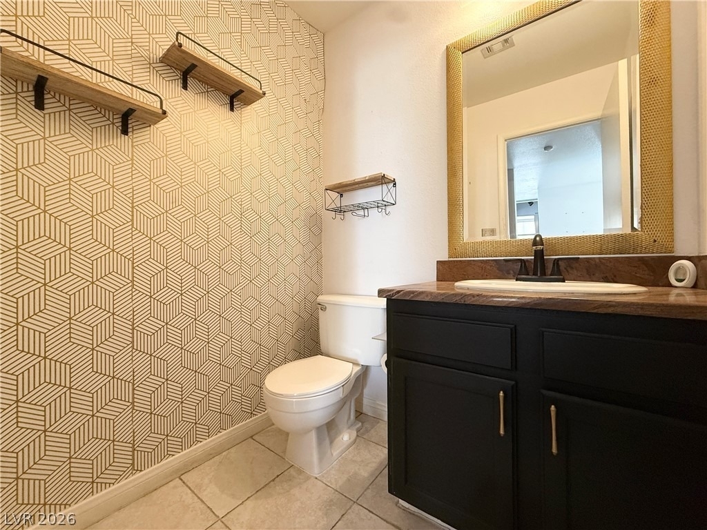 2066 Waverly Circle - Photo 16
