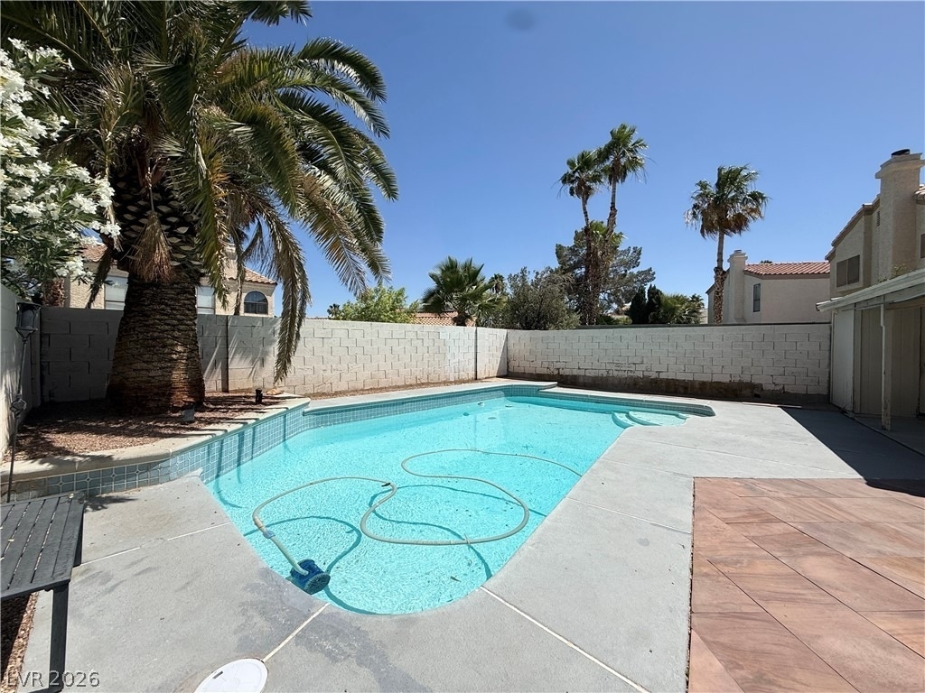 2066 Waverly Circle - Photo 19