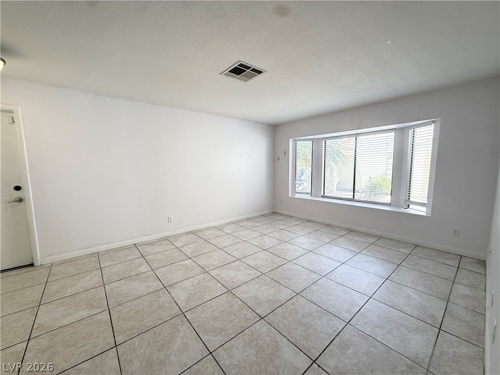 2066 Waverly Circle - Photo 33