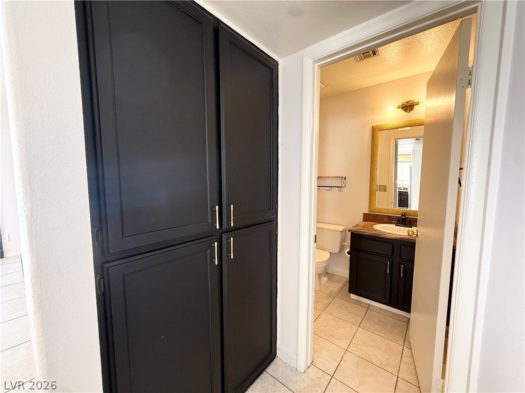 2066 Waverly Circle - Photo 29