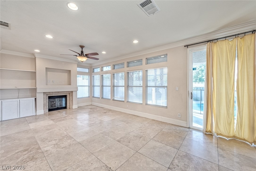2175 Fountain Springs Drive - Photo 3