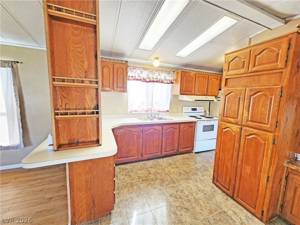 80 Stanley Drive - Photo 4