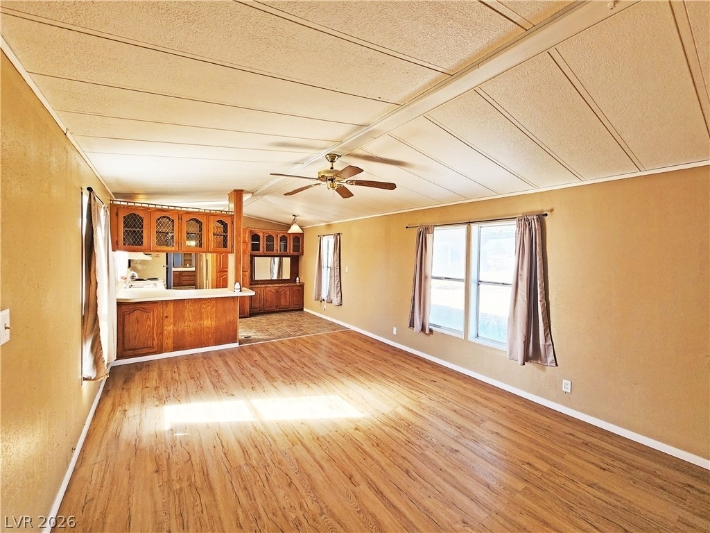 80 Stanley Drive - Photo 2