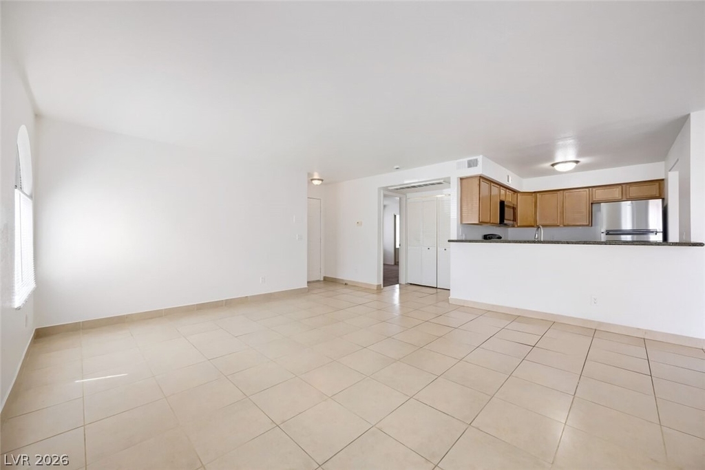 9325 W Desert Inn Road - Photo 3