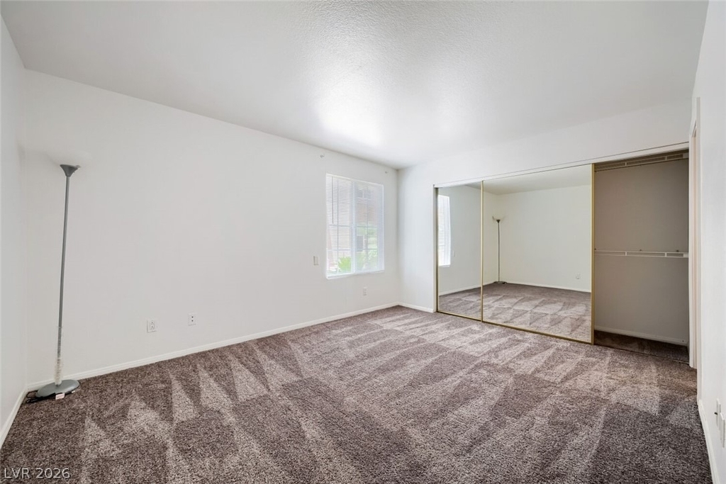 9325 W Desert Inn Road - Photo 16