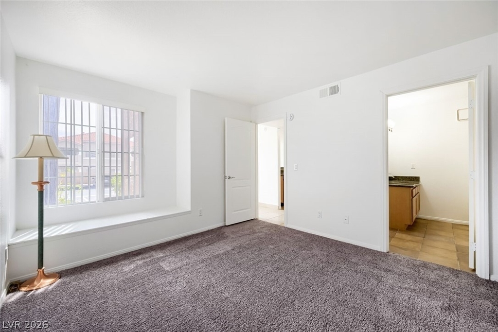 9325 W Desert Inn Road - Photo 13