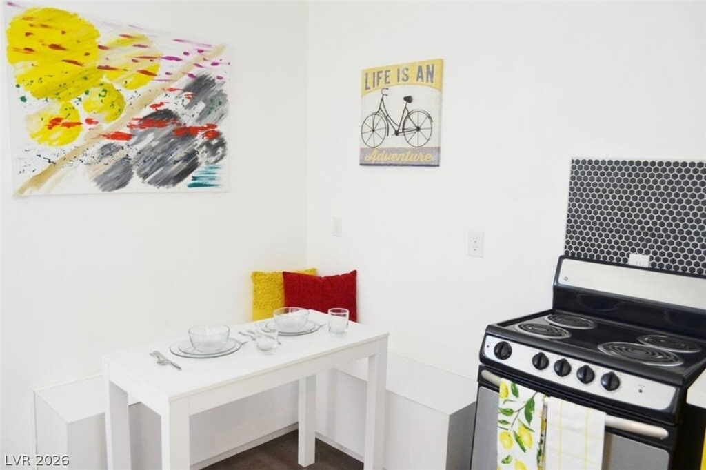 308 S 10th Street - Photo 4