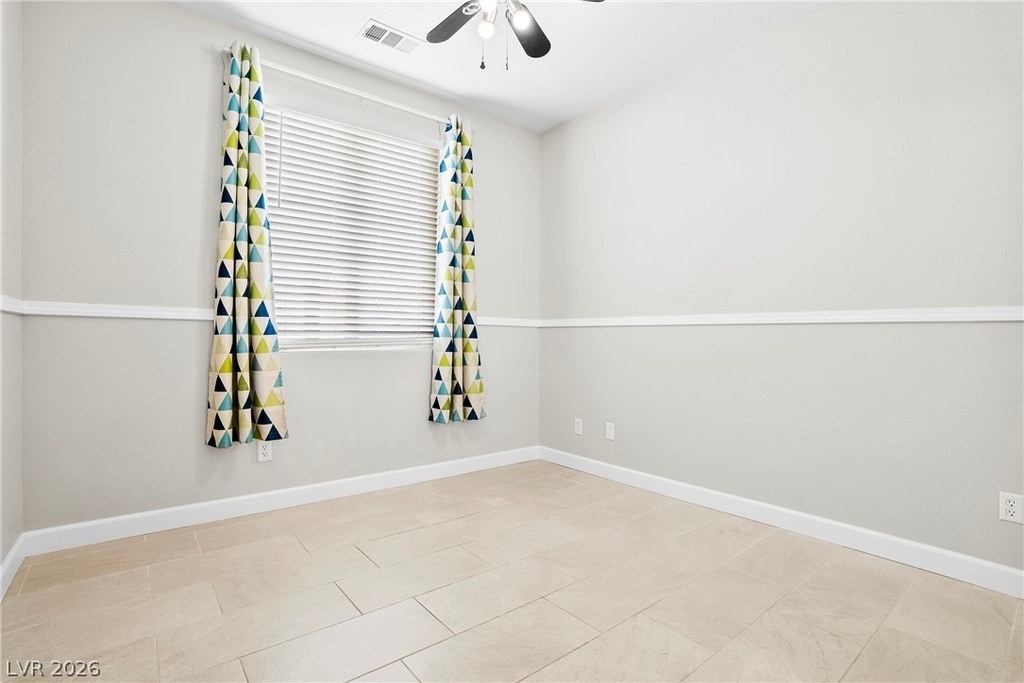 8824 Iron Hitch Avenue - Photo 15