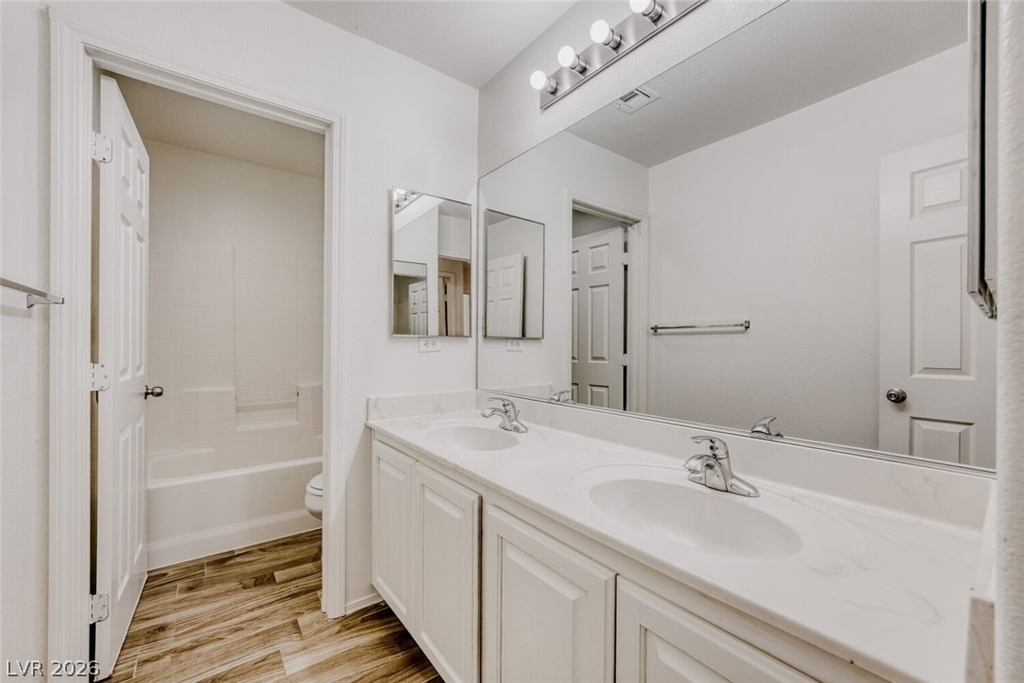2562 Begonia Valley Avenue - Photo 11