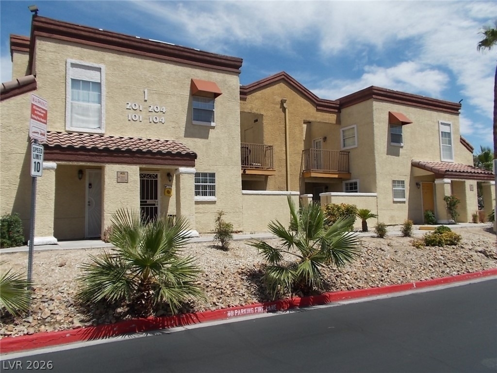 2801 N Rainbow Boulevard - Photo 0