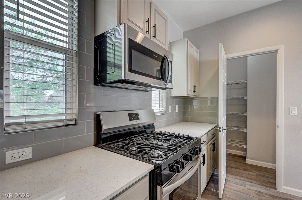 1645 Travis Jason Avenue - Photo 11