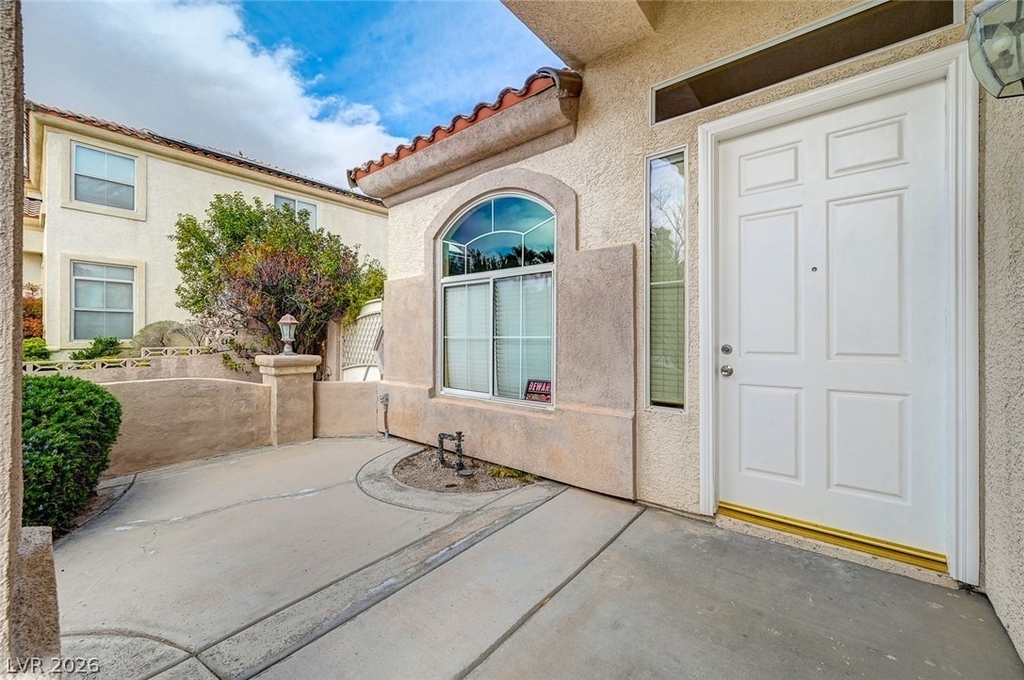 9462 Castillana Court - Photo 1