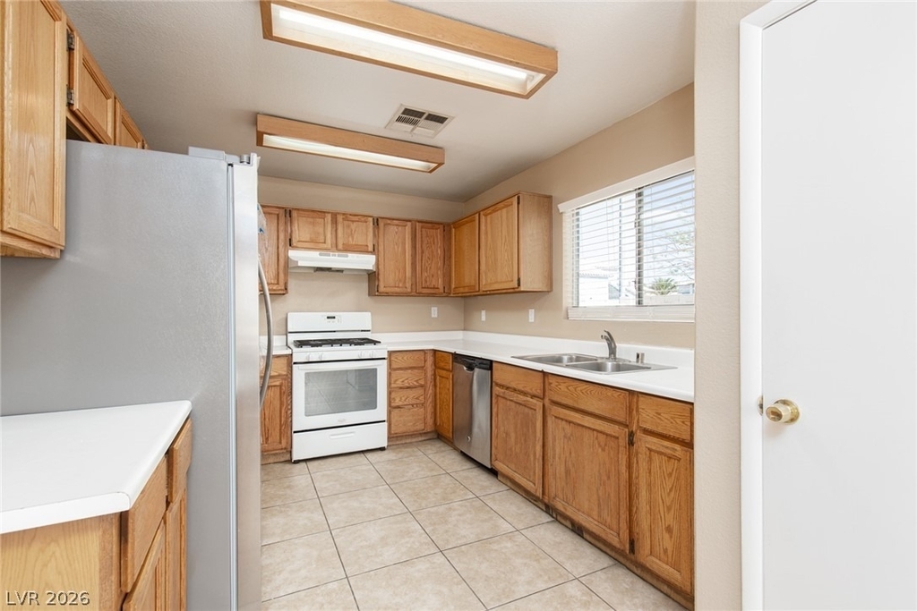 8348 Granite Peak Court - Photo 11