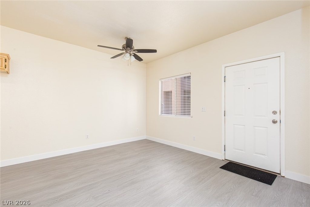 2110 Los Feliz Street - Photo 8