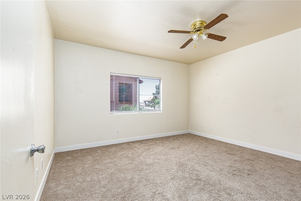 2110 Los Feliz Street - Photo 12