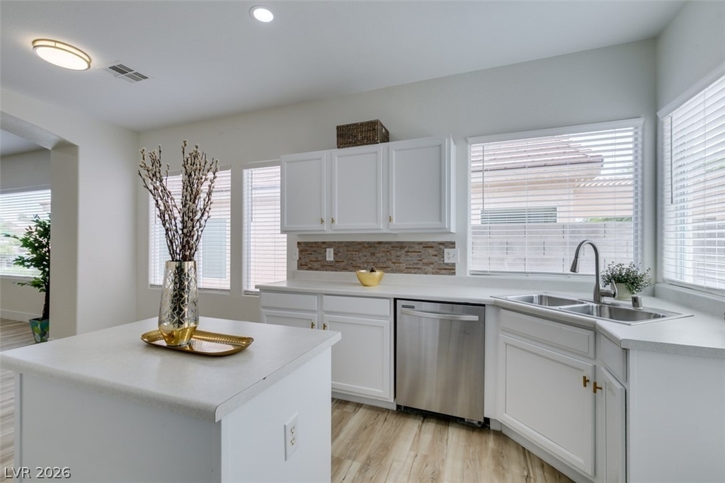 10959 Pumpkin Ridge Avenue - Photo 18