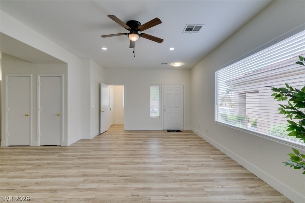 10959 Pumpkin Ridge Avenue - Photo 2