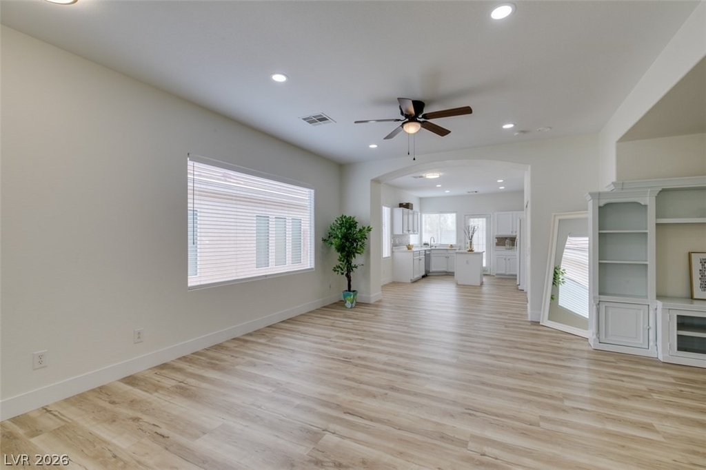 10959 Pumpkin Ridge Avenue - Photo 7