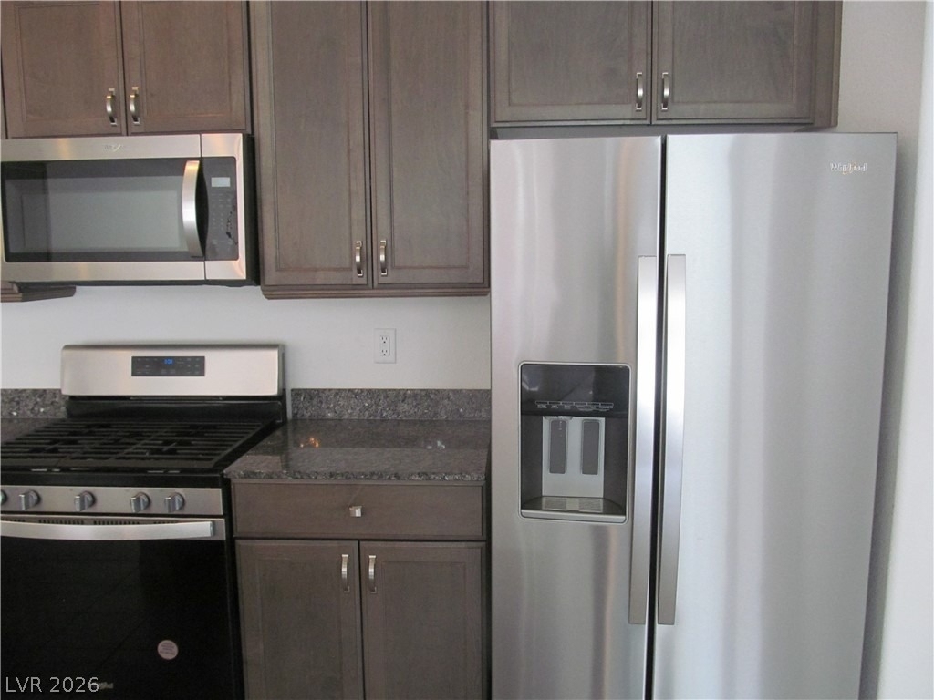 7841 Tyrell Peaks Street - Photo 8